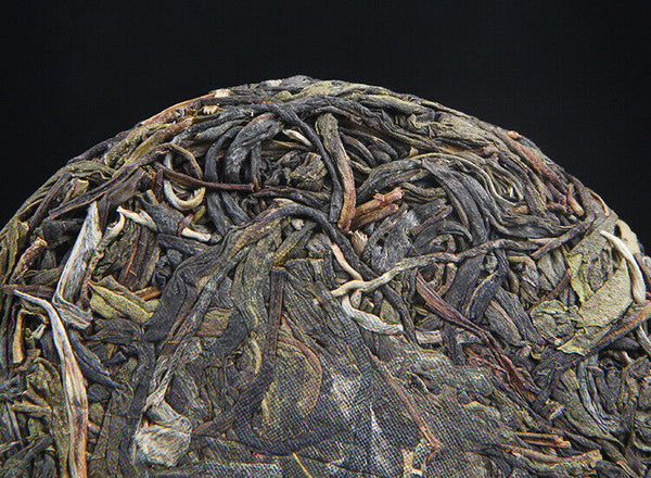 HelloYoung 100g/cake Yunnan Pu'er raw tea cake Xigui wilderness tea Icelandic tea