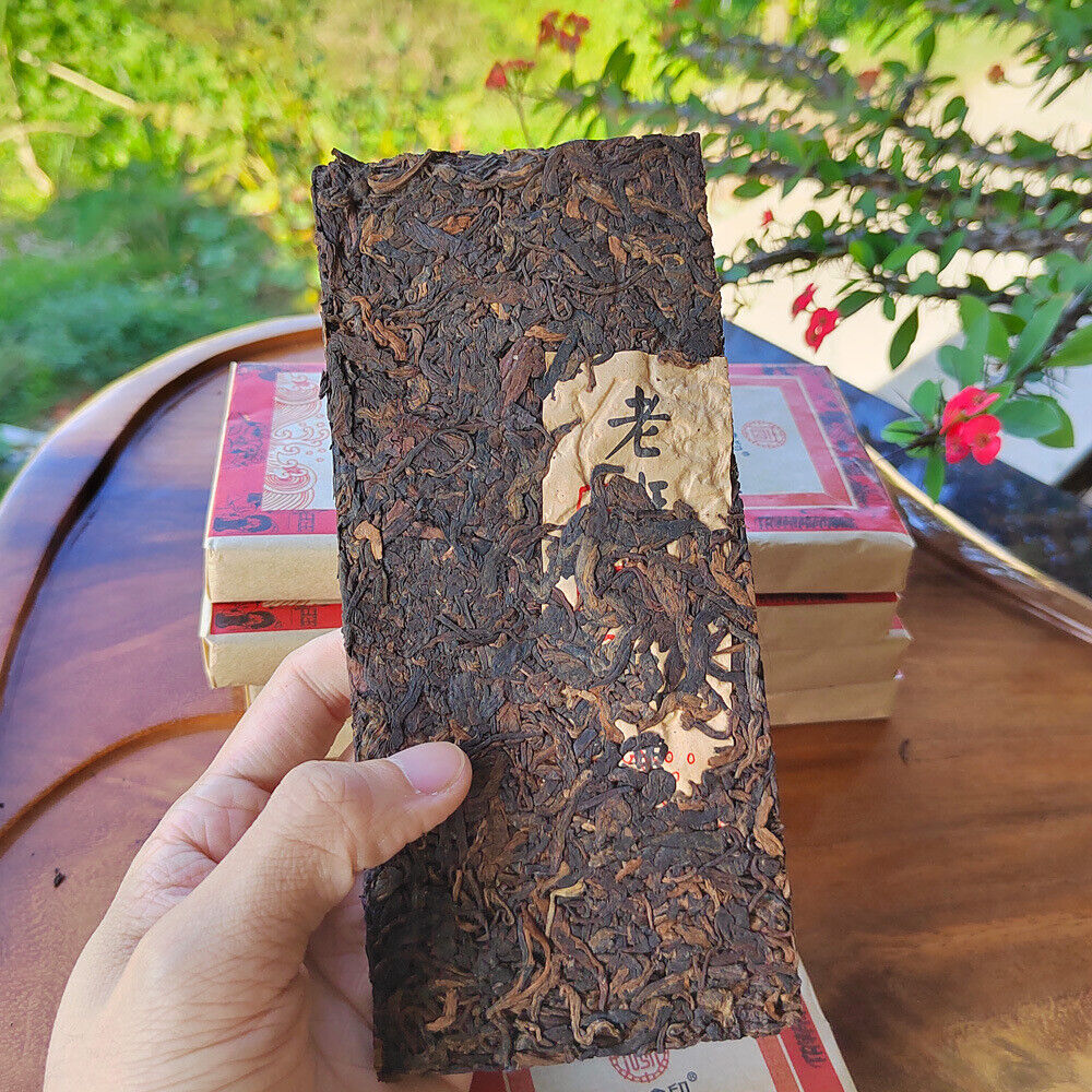 HelloYoung 200g Laobanzhang Pu'er Tea Mature Tea Pu'er Tea Bricks Yunnan Aged Old Pu'er Tea