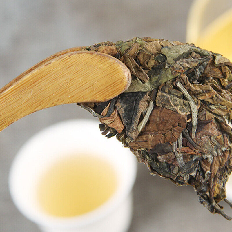 HelloYoung Chinese White Tea Cake Natural Ancient Tree Xiao Bai Tian High Mountain Tea 100g