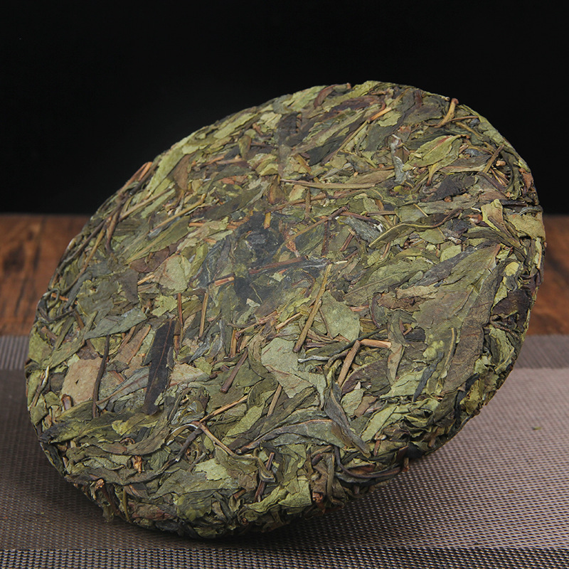 357g Mengku Pu'er Tea Icelandic Ancient Tree Tea Yunnan Seven Seed Cake Tea Secondary image