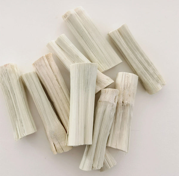 HelloYoung SugarCane Segments Bulk Dried Sugar Cane Peeled Dehydrated Sweet Sugar Cane 500g