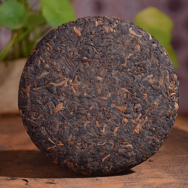 HelloYoung High Quality Puerh Ripe Tea Cake Golden Bud Tea Cake 100g