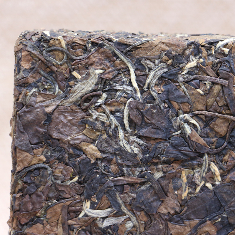 Spring Tribute Eyebrow Gold Brick Fuding White Tea Taimushan Old White Tea 500g