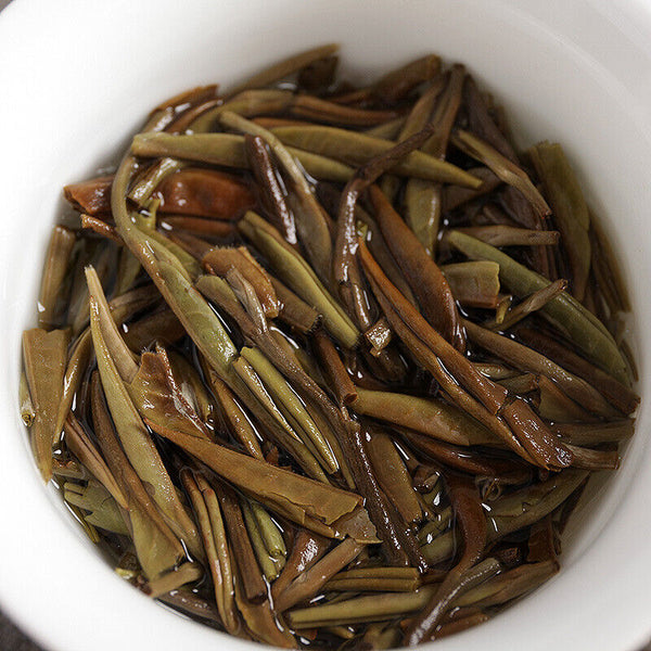 HelloYoung 100g white hair silver needle Yunnan small cake moonlight white old white tea