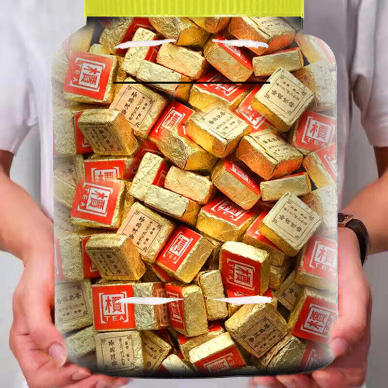 Premium Yunnan Pu-erh Tea Cake Rich Aroma Glutinous Rice Flavor Aged Ripe Tea Main image