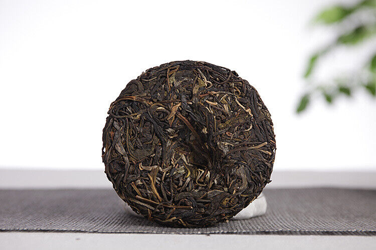 HelloYoung 50g Yunnan Pu'er Tea (Craft) Xiao Yiwu Raw Tea Cake Big Tree Tea