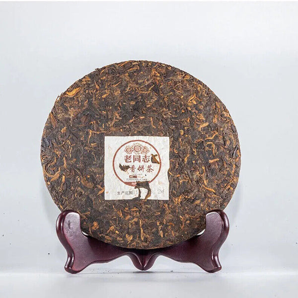 Lao tong zhi brand Yunnan puer tea cake 357 gram shu puerh cha bing good quality
