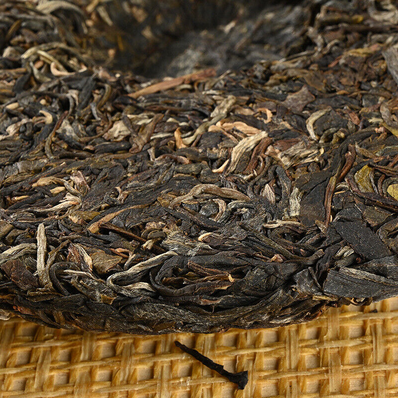 HelloYoung Yunnan Pu'er Tea Cake Banzhang Pu'er Raw Tea Pu'er Tea Cake 357g