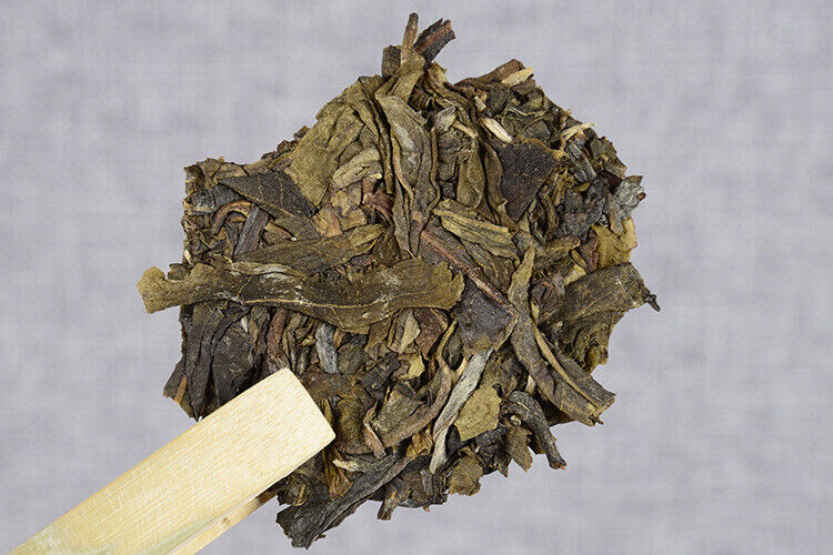HelloYoung Yunnan Puerh Tea Iceland Gold Leaf Raw Tea 500g Puerh Raw Tea Brick