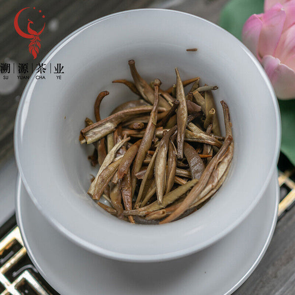 HelloYoung 200g Yunnan Tea Cake White Hair Silver Needle TeaJinggu White Bud Silver Bud
