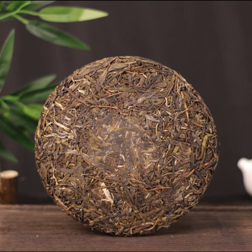 HelloYoung Kunming Pure Dry Storage Bangdong Ancient Tree Pu-erh Tea Raw Tea 357g