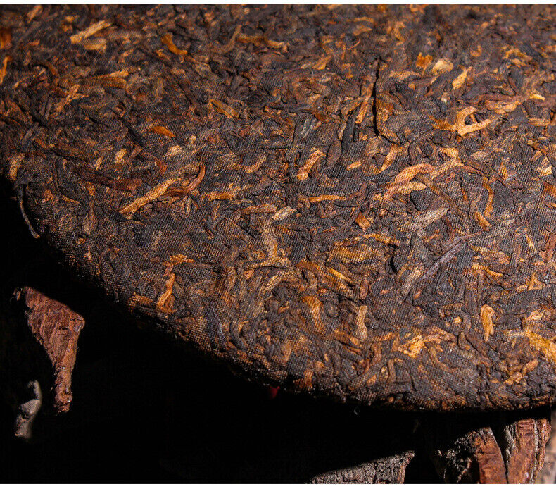 HelloYoung 357g Yunnan Pu'er Ripe Tea Cake Menghai Ancient Golden Bud Ripe Tea Cake Ripe Pu