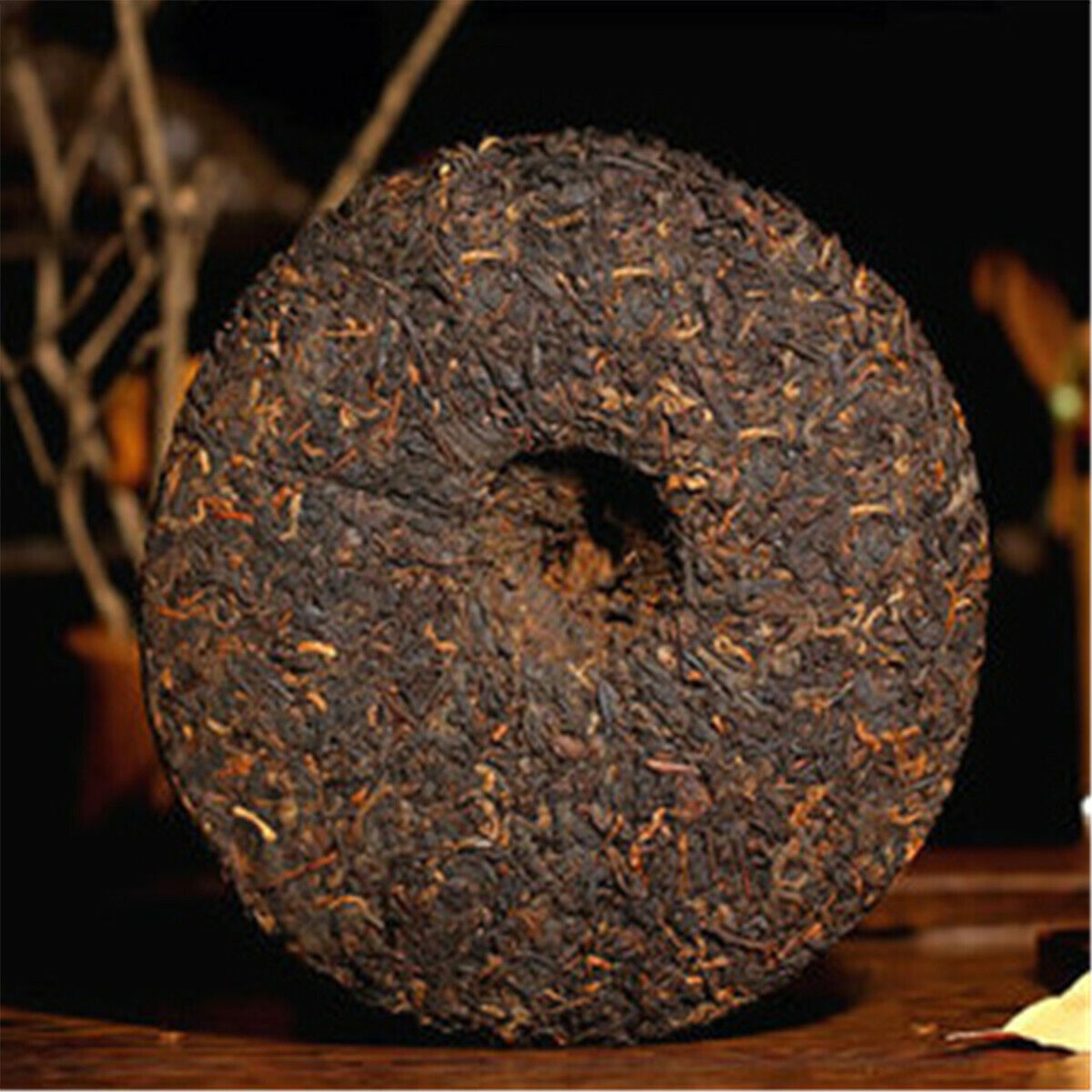 HelloYoung Royal Qi Zi Bing Cha Aged Cake Yunnan Menghai Pu'er Tea Shen Ripe Black Tea 357g Main image