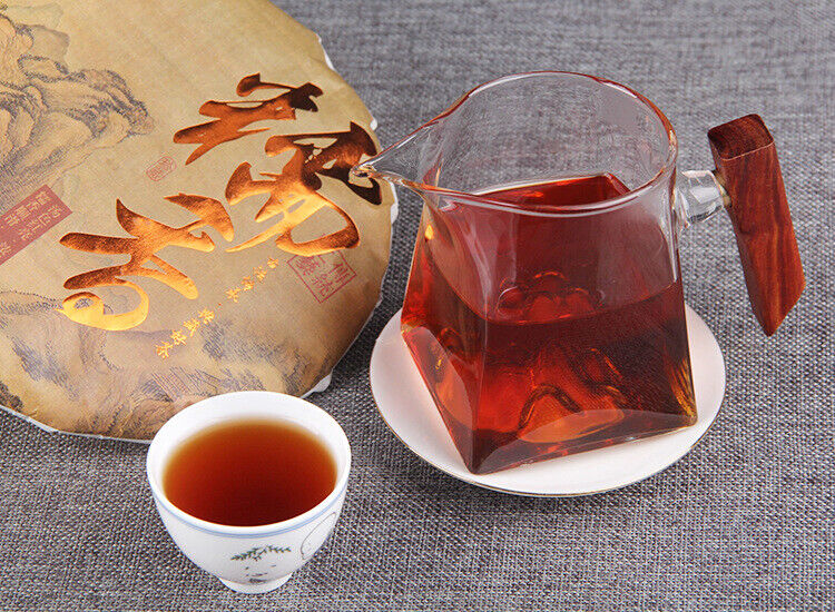 HelloYoung 357g Pu'er Old Ripe Tea Cake Yunnan Ripe Pu'er Tea Cake普洱茶熟茶勐海糯米香普洱老熟茶饼云南熟普洱茶饼