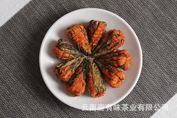 HelloYoung 500g Yunnan Dian Hong tea Fengqing Early Spring Dian Hong Lily Pagoda