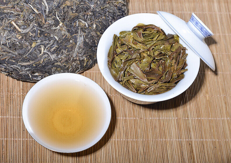 HelloYoung Pu'er Raw Tea Cake Old Tree Tea Pu'er Raw Tea Cake 357g Pu'er Raw Tea Cake