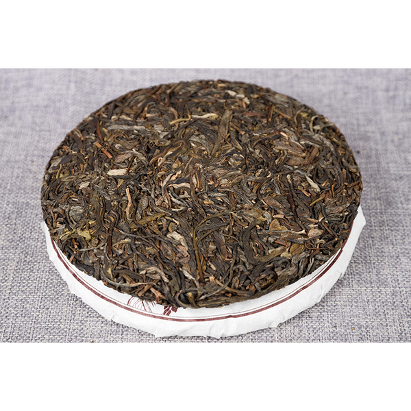 Spring Tea Tea Cake 357 Organic Green Tea Yiwu Fenghuang Wo Seven Seeds Cake