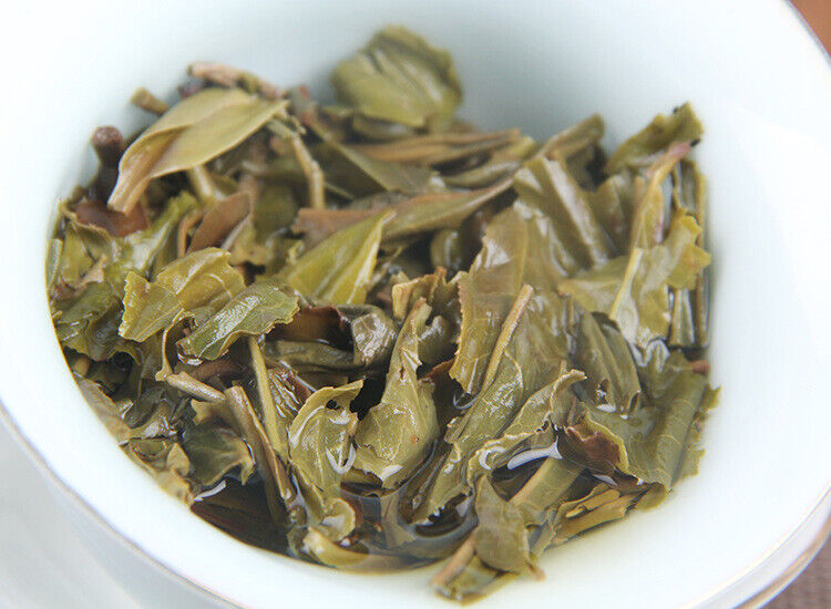 HelloYoung 100g Yunnan Yiwu District Yiwu Sun Green Pu'er Raw Tea Cake Seven Seed Cake Tea