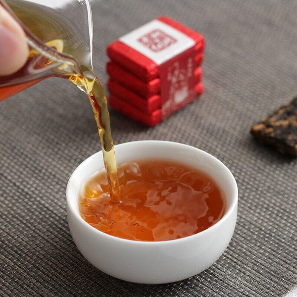HelloYoung 500g Yunnan Fengqing Kung Fu Black Tea Dian Hong Xiao Tuocha Golden Square Brick