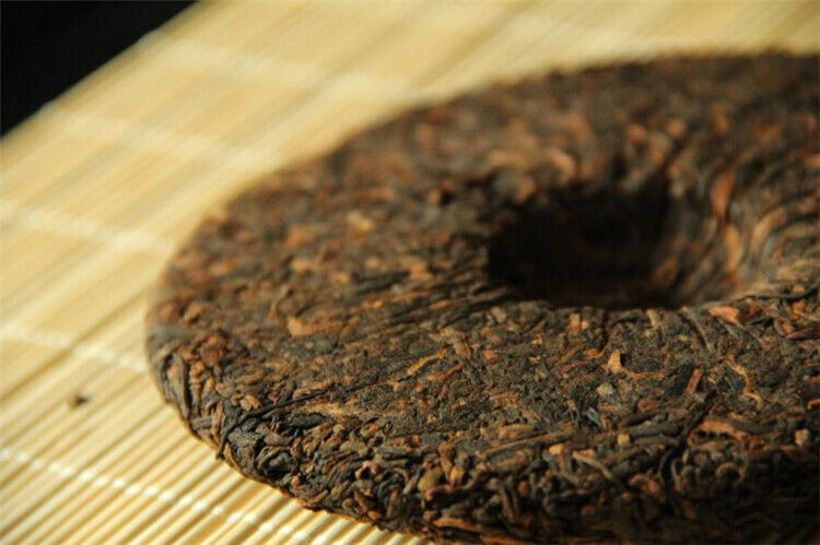 HelloYoung 200g Cang Pu Golden Bud Puerh Tea Ripe Cake Tea Menghai Chen Xiang Pu'er Cake