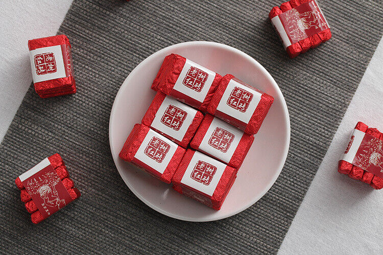 HelloYoung 500g Yunnan Fengqing Kung Fu Black Tea Dian Hong Xiao Tuocha Golden Square Brick