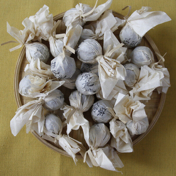 HelloYoung Dragon Pearl Tea Raw Pu-erh Tea White Moonlight White DianhuoTea From 10 pcs.