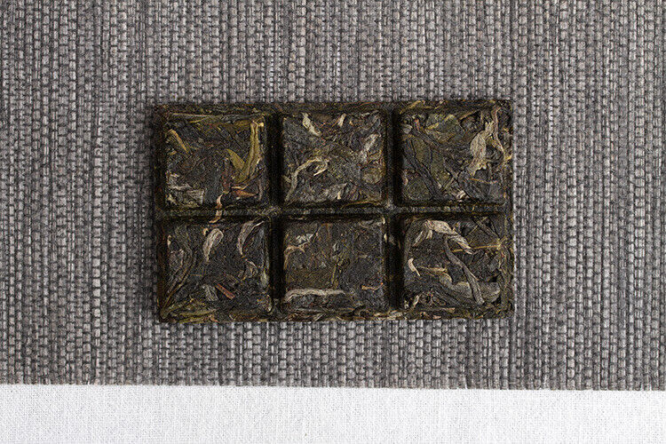 HelloYoung Yunnan Pu'er Tea 50g Icelandic Sweet Large Old Tree Pu'er Raw Tea Brick