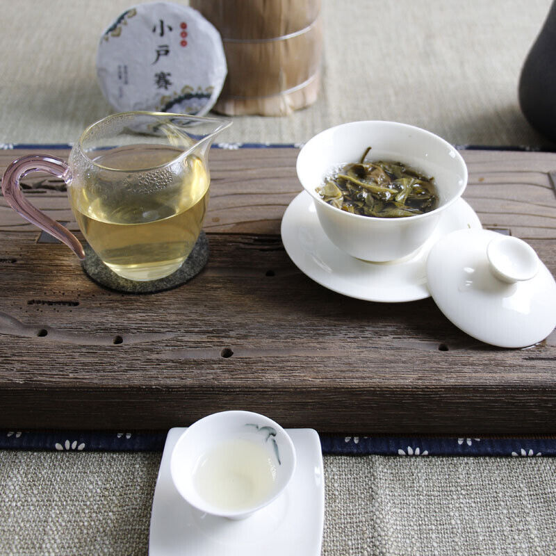 HelloYoung 100g Yunnan Pu'er Tea Mengku Xiaohuosai Ancient Tree Tea Pu'er Tea Cake Raw Tea