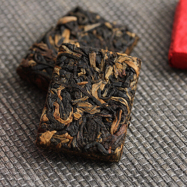 HelloYoung 500g Yunnan Fengqing Kung Fu Black Tea Dian Hong Xiao Tuocha Golden Square Brick