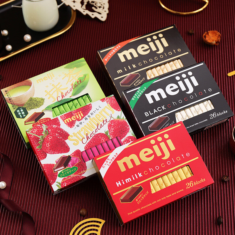 Meiji Piano Chocolate Milk Strawberry Sandwich Chocolate Japan Snack 120g / Bag Main image