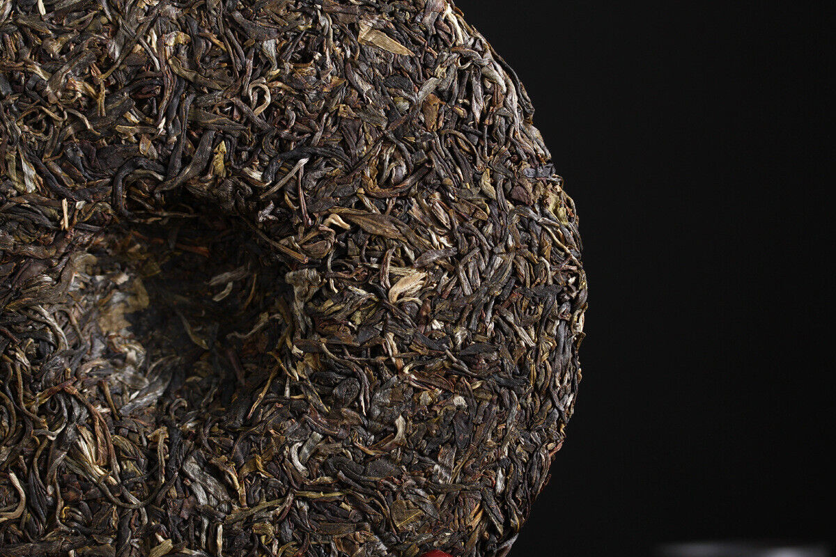 HelloYoung 357g Yunnan Pu'er Tea Chengyun Lao Banzhang Raw Tea Seven Seed Cake