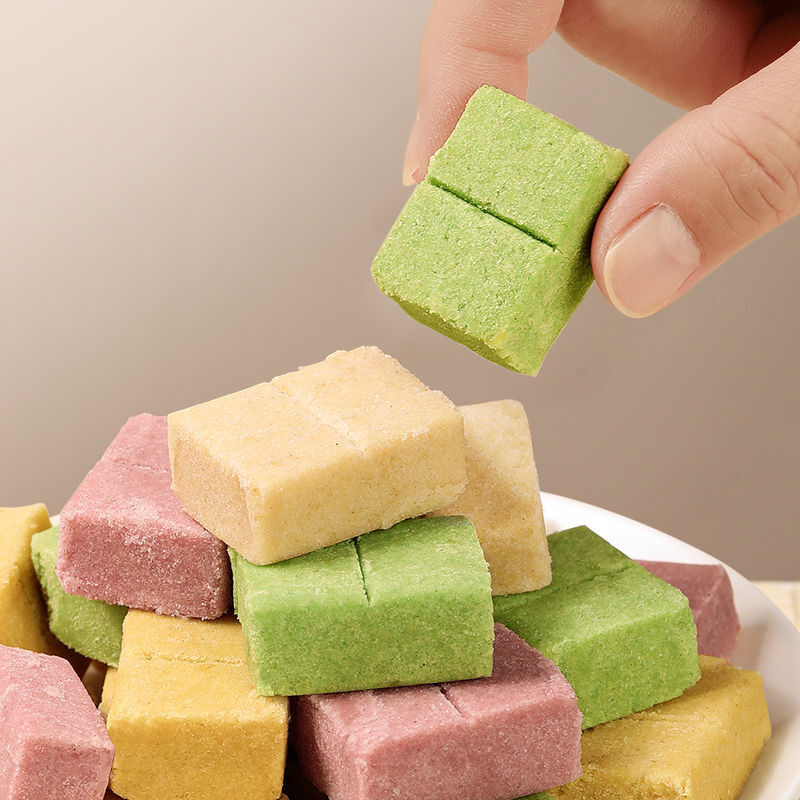 Hoang Long (黄龙) Mung Bean Cake Vietnamese Traditional Pastries Handmade Snacks Secondary image