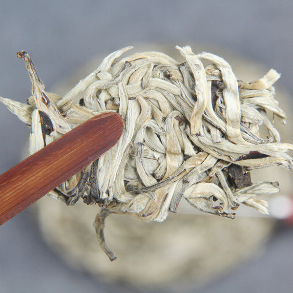 200g White Silver Needle Tea Single Bud Moonlight White Tea Cake Pu'er Tea