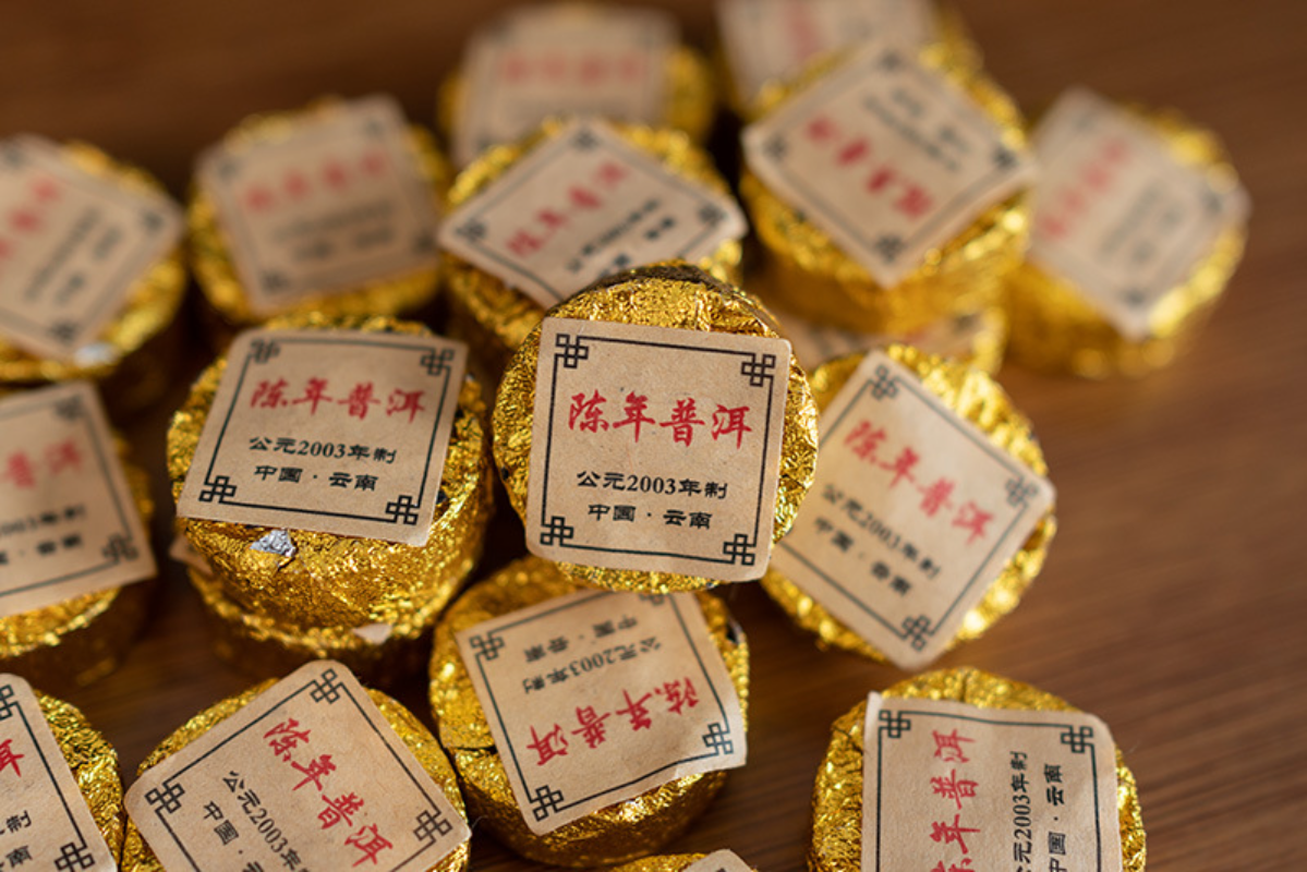HelloYoung 500g Pu'er ripe tea mini Xiaotuo tea aged Pu'er small round cake round tuo tea