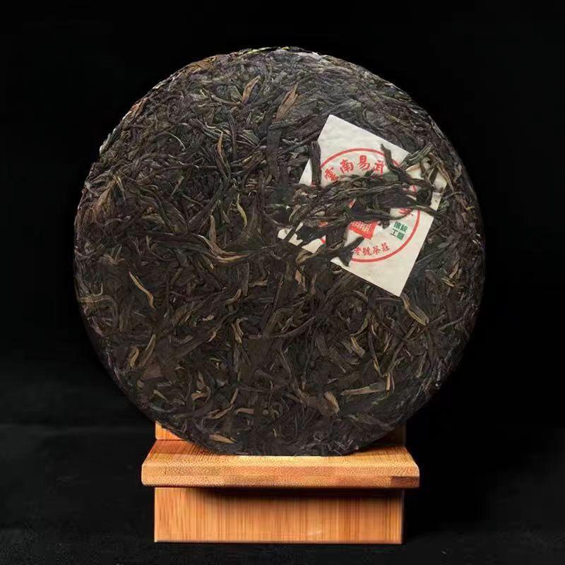357g Aged Tree Pu-erh Sheng Tea Yunnan Puer Tea 2009 Yiwu Old Puerh Raw Tea Cake Main image
