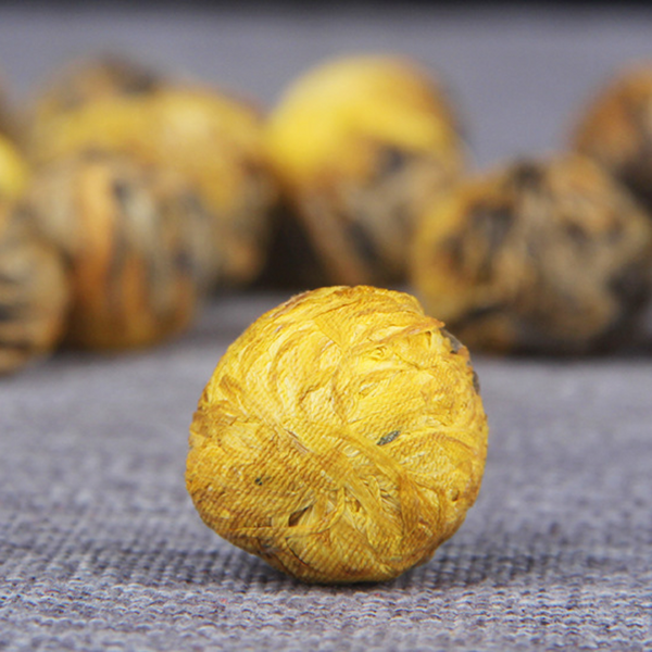 HelloYoung 500g Yunnan Fengqing Dian Hong Tea Chrysanthemum Longzhu Hydrangea Honey Tea
