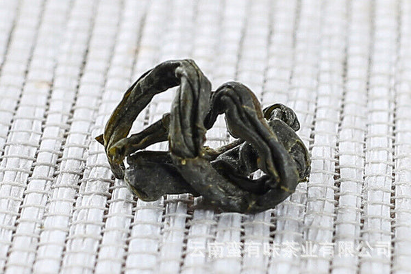 HelloYoung 500g Yunnan Yunnan green early spring big leaf green tea back to the cage tea