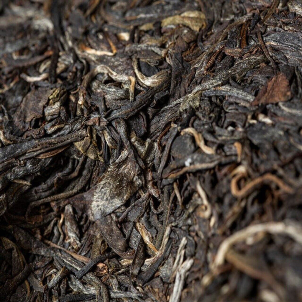 HelloYoung 357g Pu'er Raw Tea Cake Yunnan Seven Cakes Yiwu Zhengshan Xiang Yang Shui Soft