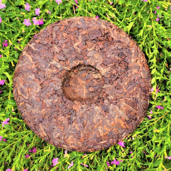 HelloYoung Brown Mountain Ancient Tree Tea Black Tea Premium Ripe Pu'er Tea Cake 357g