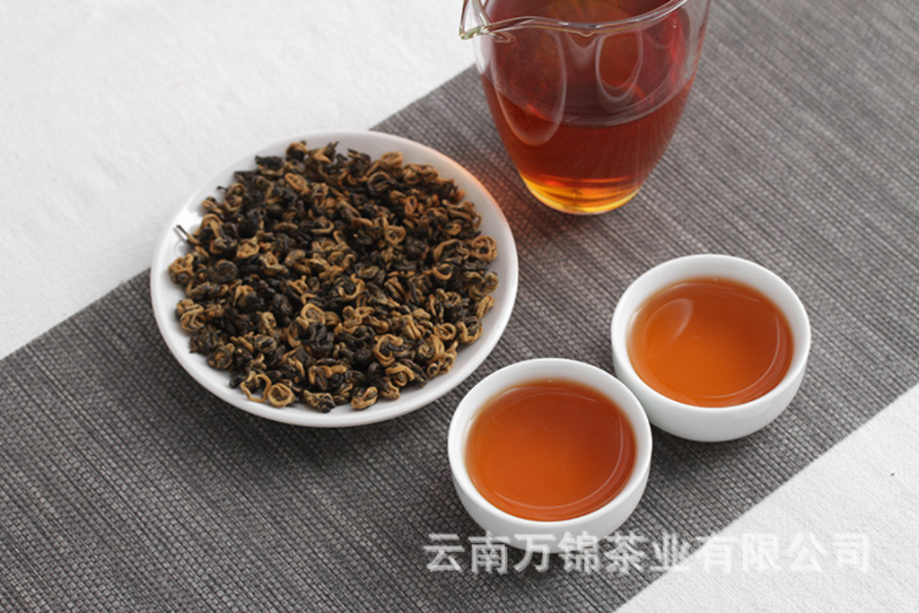 HelloYoung 500g Yunnan Fengqing early spring Yunnan black tea honey fragrance red conch