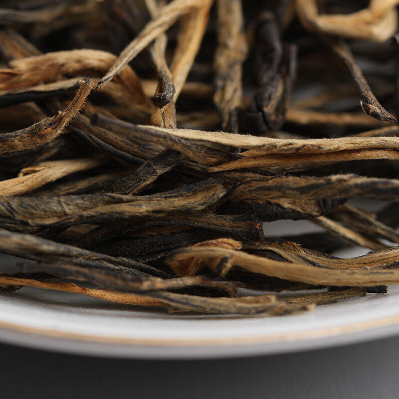 HelloYoung 500g Yunnan Dian Hong JD58 raw material Pine needles One bud one leaf (No.1) Secondary image