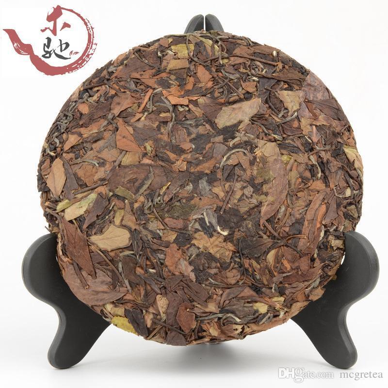 HelloYoung Fuding White Shoumei LaoBaiCha Wild Old White Tea Cake Natural Health Care 300g Main image