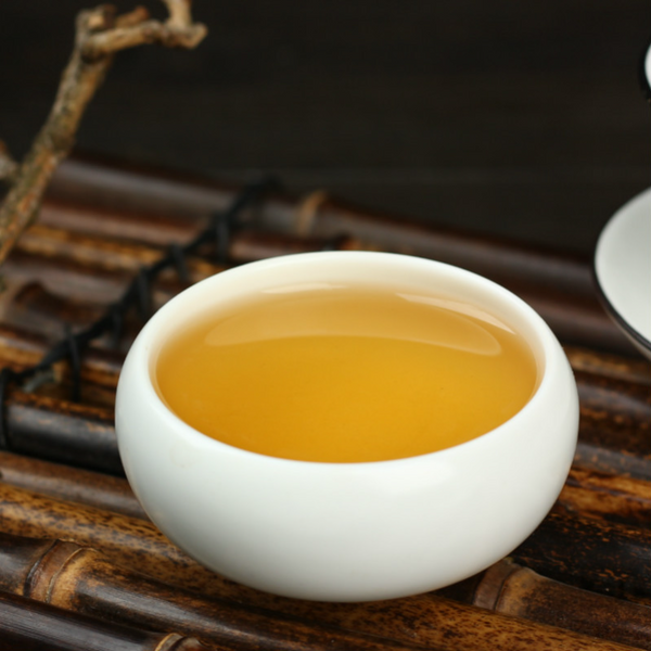 HelloYoung 357G Yunnan Pu'er Tea Ba Banzhang Ancient Tree Raw Tea Menghai Seven Seed Cake