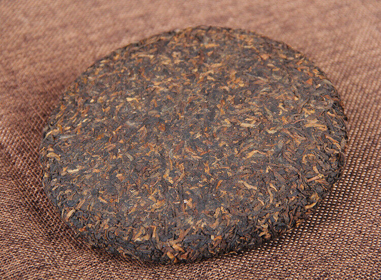 HelloYoung 200g Palace Gold Cake (Ripe) Yunnan Menghai Pu'er Round Tea Early Spring Jiao Mu