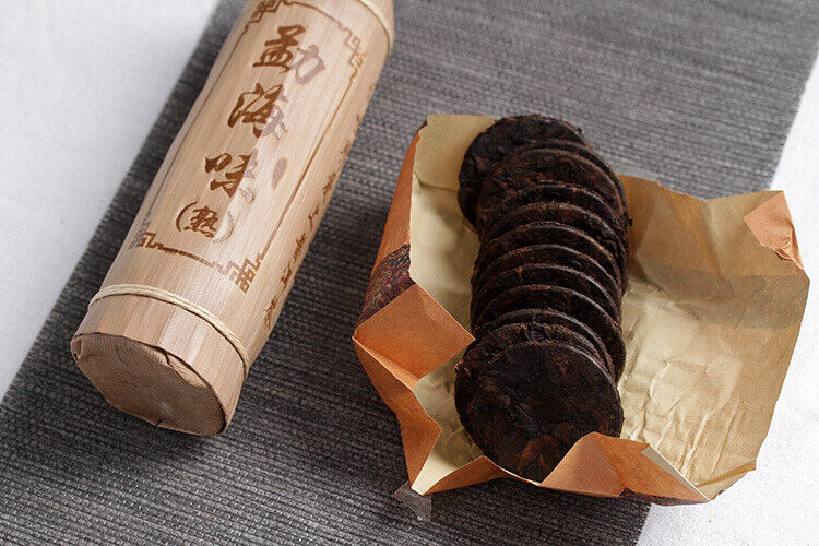 HelloYoung 200g Yunnan Pu'er Tea Menghai Flavor Xiao Longzhu Mini Bamboo Tube Ripe Tea