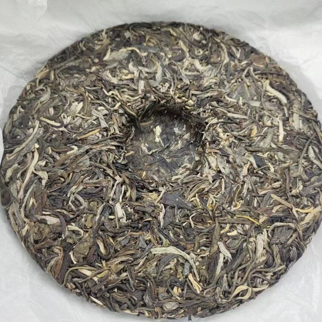 HelloYoung Yunnan Pu'er Tea Phoenix Nest Ancient First Spring Pu'er Tea Raw Tea 357g Secondary image