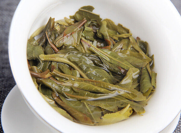 HelloYoung Ancient Trees Puerh Tea 300g Raw Tea Column Tea Leaves 邦东昔归黄金条