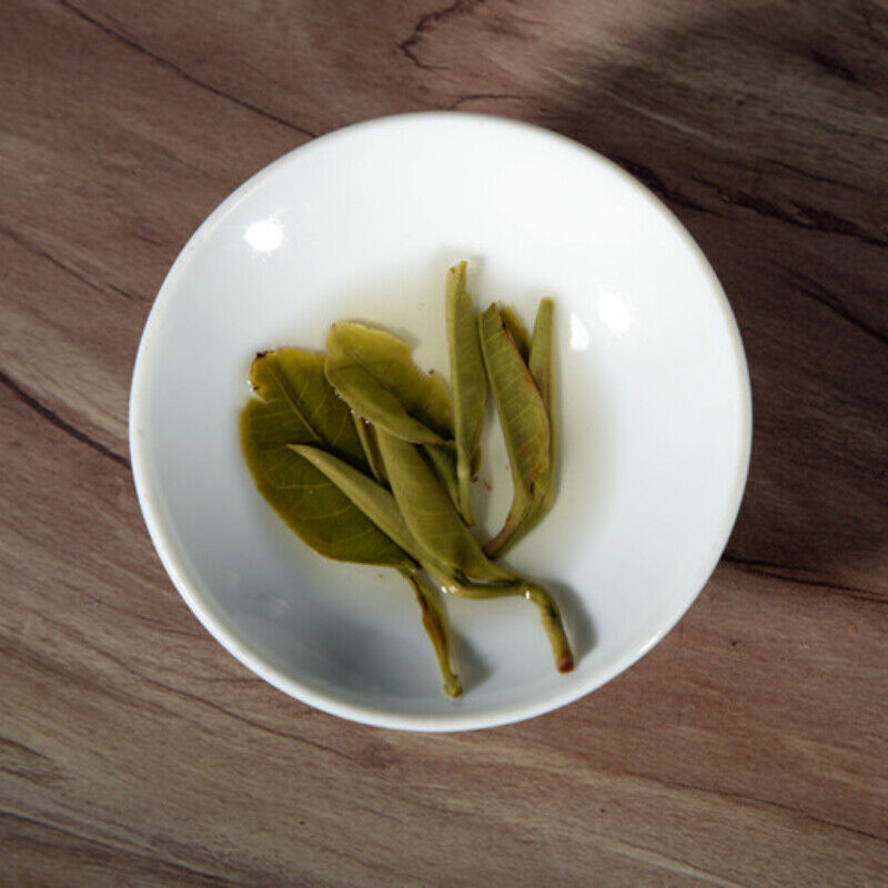 HelloYoung Raw Tea Cakes 357g Pu'er Green Tea Healthy Drink Yunnan Menghai Spring Pu-Erh