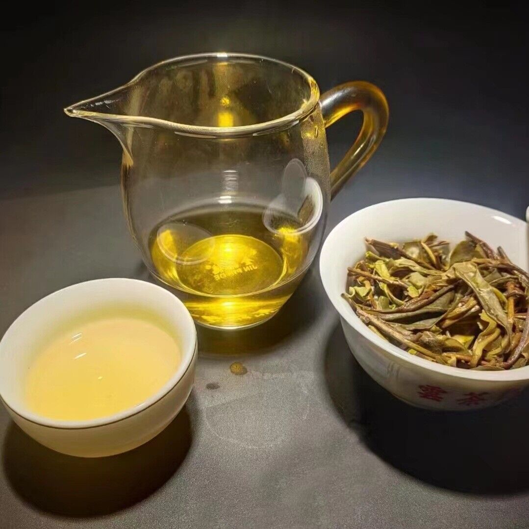 HelloYoung Yunnan Tea Tianmenshan Wildflower Fragrance Puerh Raw Tea 357g Ancient Cake Tea