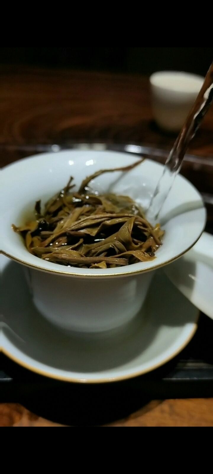 HelloYoung Yunnan Pu'er Tea Brown Mountain Spring Tea Menghai Flavor Seven Cakes357g/1.59oz